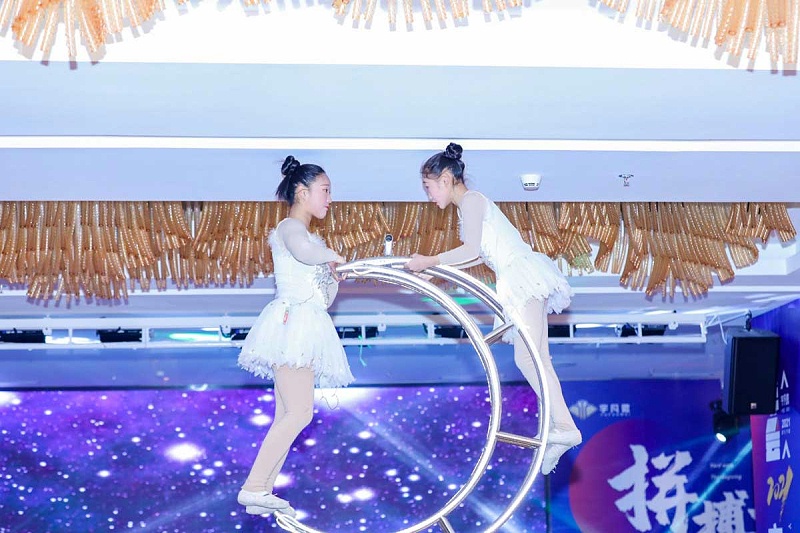 杂技表演-《月亮杯》